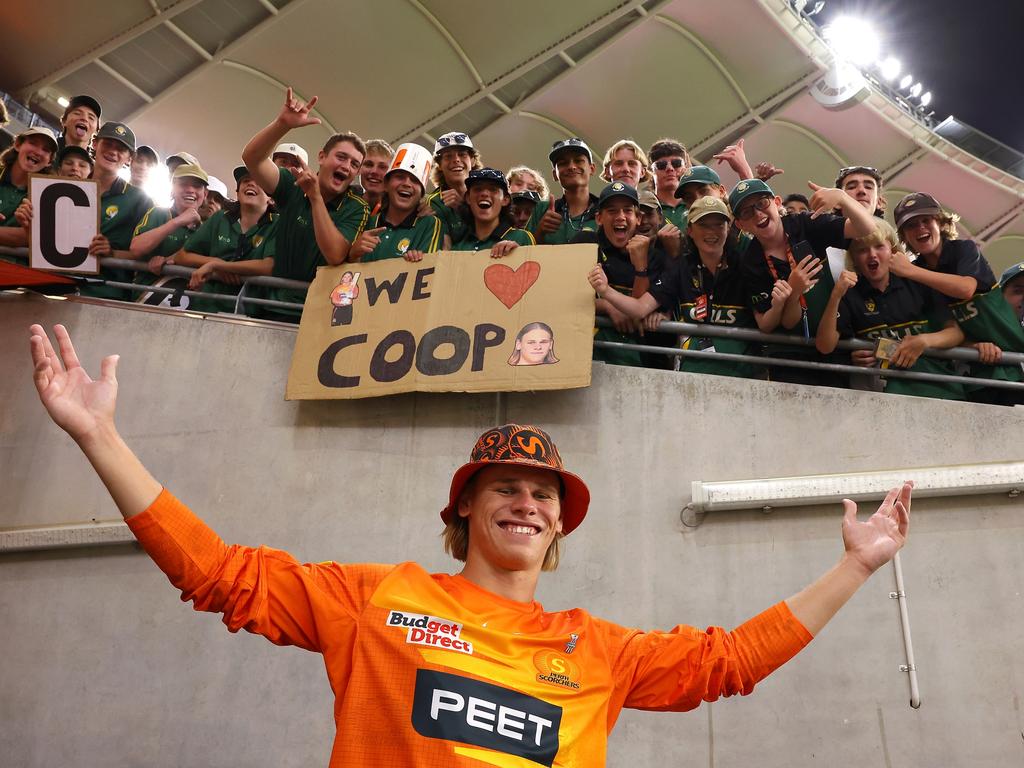 It’s hard to pry players away from the West – Cooper Connolly of the Scorchers with supporters at Optus Stadium. Picture: Paul Kane/Getty Images