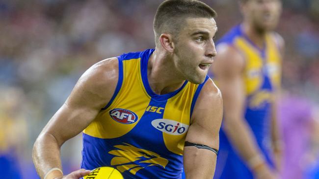 Elliot Yeo in action for West Coast during Round 1.