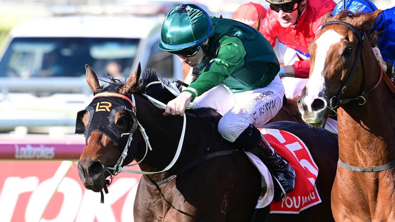 Marathon float trip ends well for Lees filly in Oaks