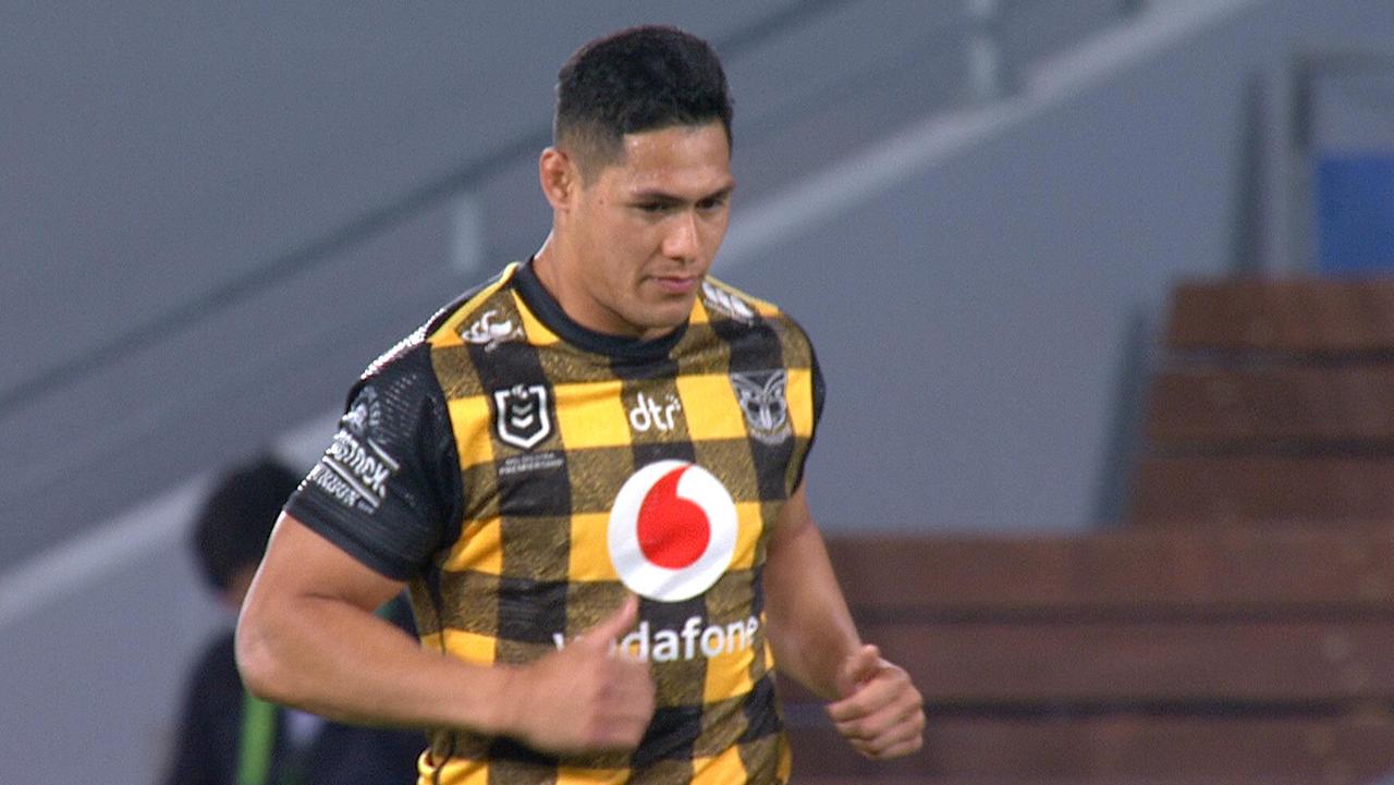 Roger Tuivasa-Sheck runs out in the 'bush shirt'