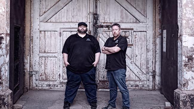 David Hogg and Darren Bacchus of Ghost Crime Tours and Paranormal Investigations at the Old Adelaide Gaol.