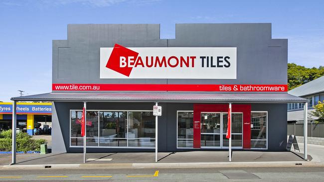 The competition watchdog has approved Bunnings’ acquisition of Beaumont Tiles.