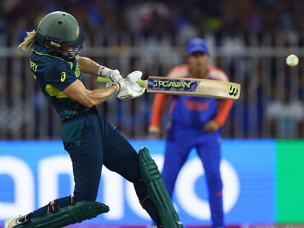 Ellyse Perry scored a quickfire 32 off 23. Picture: Francois Nel/Getty Images