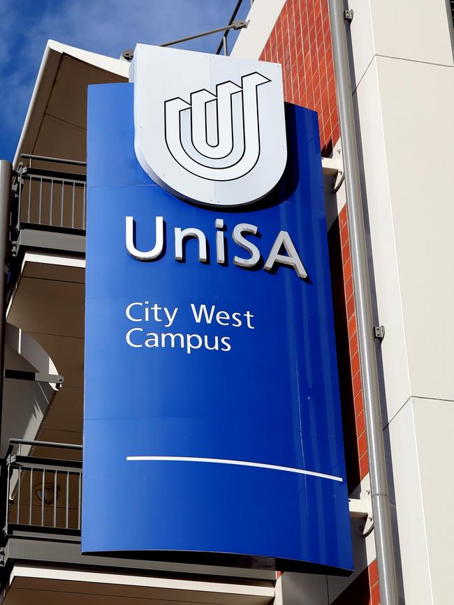 UniSA and the University of Adelaide propose a merger to create a 50,000 student institution.