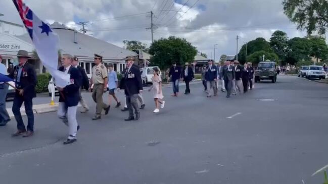 The Anzac Day mid-morning service at Byron Bay 2024. Video: Savannah Pocock