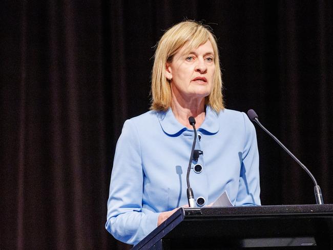 21/11/2023  ASIC deputy chair Sarah Court during the ASIC annual forum at the Sofitel in Melbourne. Aaron Francis / The Australian