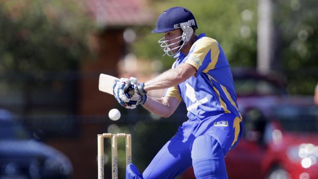 Luke Wintle batting for Noble Park. Picture: Valeriu Campan