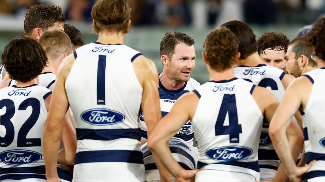 Patrick Dangerfield addresses his players. Picture: Michael Willson/AFL Photos via Getty Images