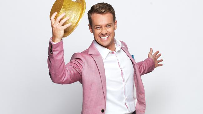 EMBARGOED FOR JAN 14: DO NOT USE. Grant Denyer hosts Family Feud. Picture: Channel Ten