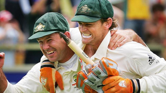 Ricky Ponting and Adam Gilchrist celebrate nailing the especially tricky question 14!