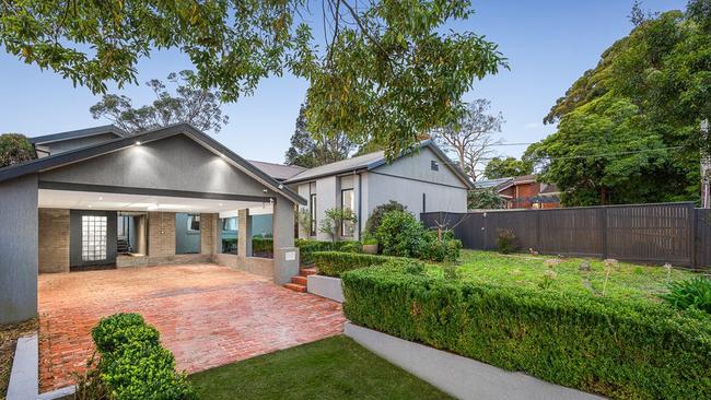 Seven bidders competed for 22A Unsworth Rd, Ringwood North.