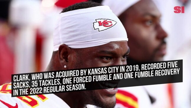 Chiefs Release DE Frank Clark