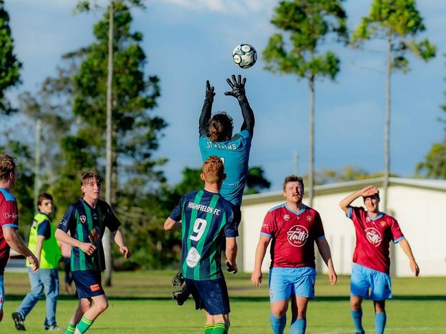 St Albans keeper Braydan Lobwein goes up for the ball.