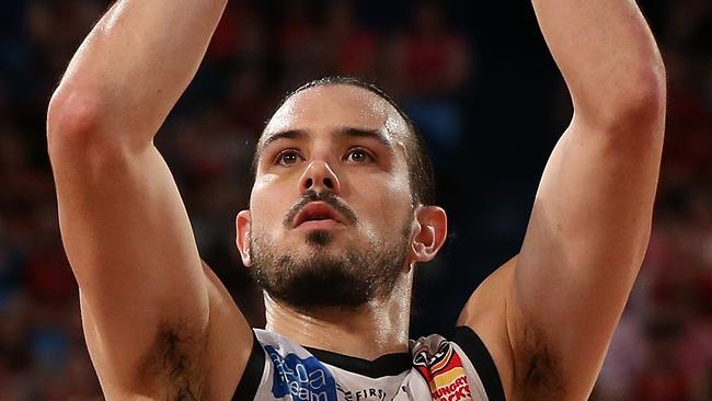 PERTH, AUSTRALIA — OCTOBER 27: Chris Goulding of United shoots a free throw during the round three NBL match between the Perth Wildcats and Melbourne United at RAC Arena on October 27, 2018 in Perth, Australia. (Photo by Paul Kane/Getty Images)