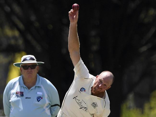 Matthew Gale on his way to a three-wicket haul. Picture: Andy Brownbill