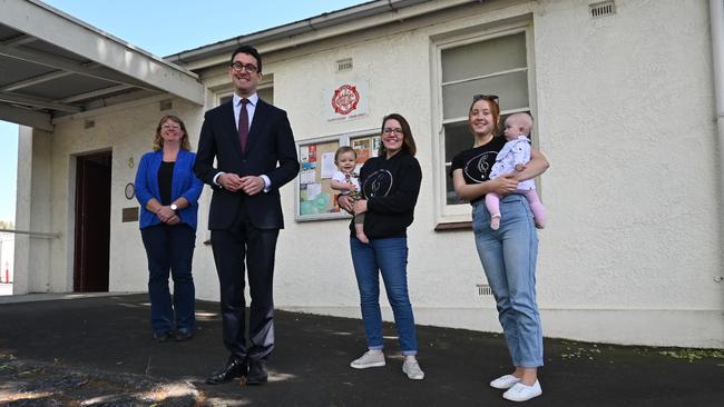 Kavel MP Dan Cregan with SA CWA Mt Barker property manager Amanda Scott and HarMummies members Emily Linton with son Benjamin, 1, and Monique Billing with daughter Everleigh, seven months. Picture: Lydia Kellner