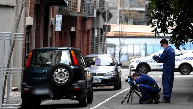 Police appear to be focusing on a specific car near the crime scene. Picture: Nicole Garmston.