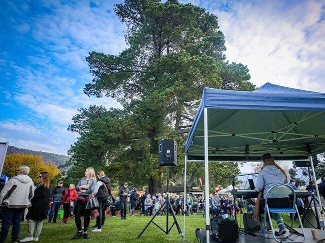 Grab a bite to eat or a whole feast at the Hobart Twilight Market.