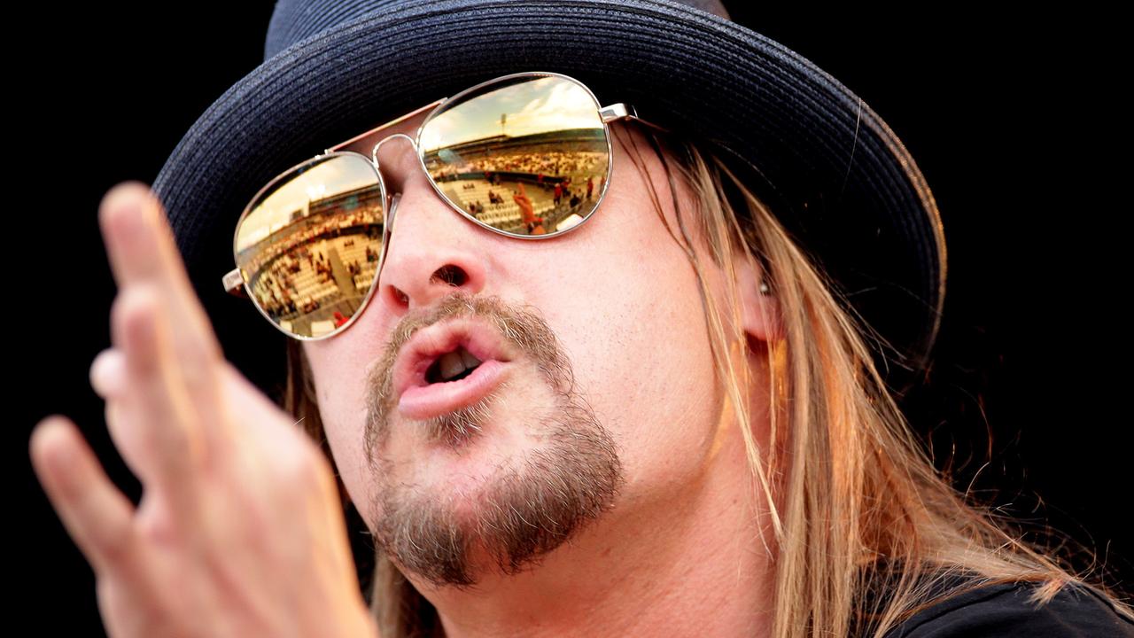 Kid Rock goes on vulgar rant against Oprah — gets escorted off stage