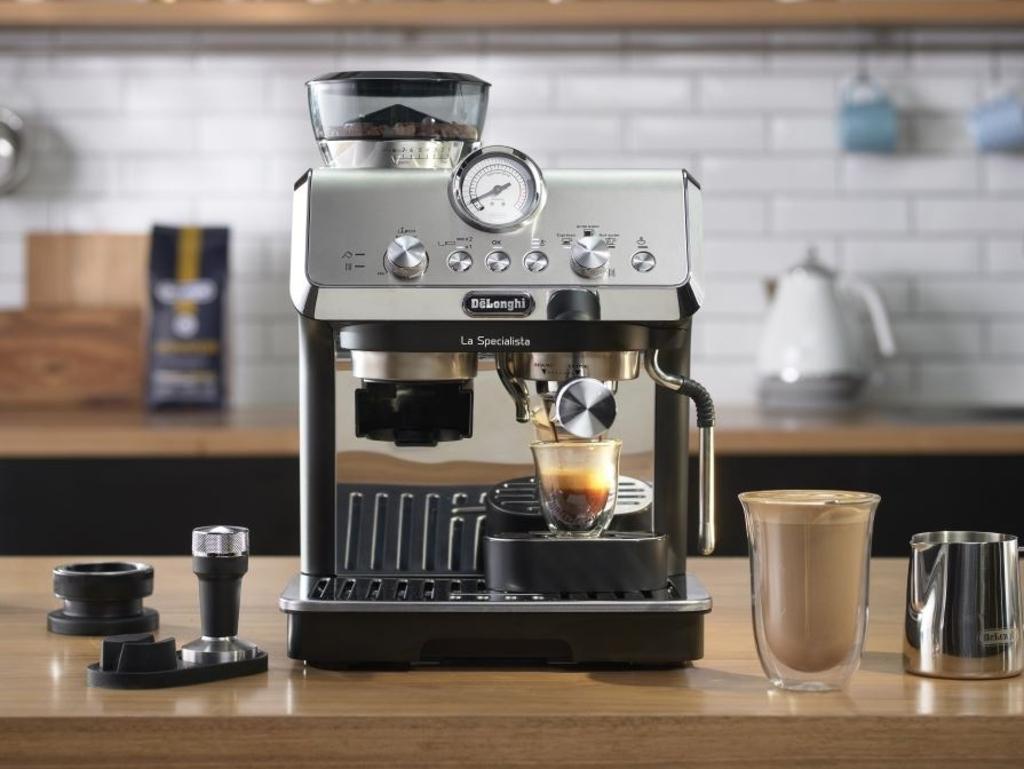 Myer delonghi hotsell coffee machine