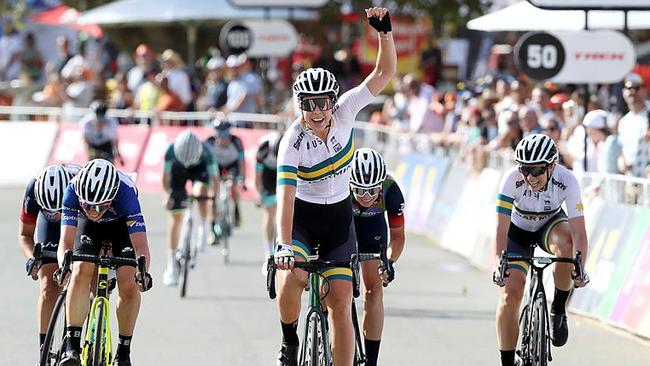 Santos Festival of Cycling - Stage 4 - WOMEN Sunday January 24th 2021 - Victoria Park Circuit - Winner Team Garmin Australia Georgia Baker crosses the line to take the final stage Picture @sarahreedphotos