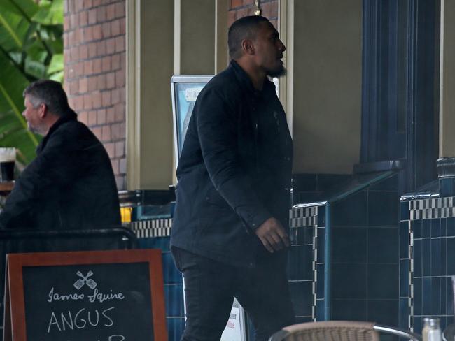 Bulldogs players arrive at the Harbour View Hotel in The Rocks for Mad Monday. Picture: Toby Zerna