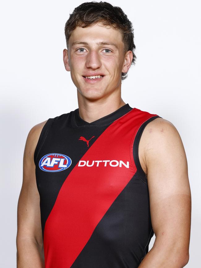 Zak Johnson joins old Northern Knights teammate Nate Caddy at the Bombers.