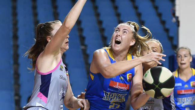 Skinner in action for the Bendigo Spirit. Picture: Albert Perez/Getty Images