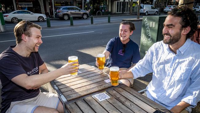 Victorians are edging closer to being able to enjoy a beer at the pub again. Picture: Jake Nowakowski