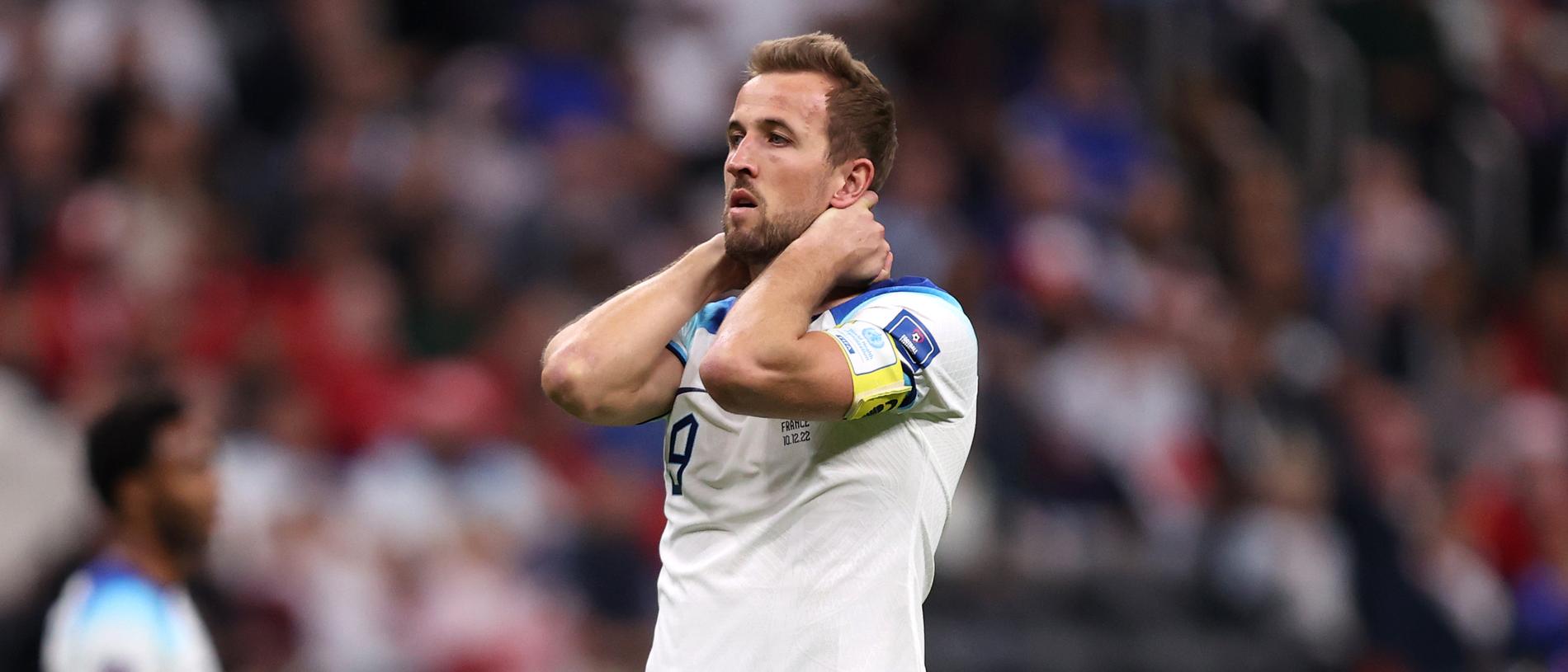 Kane sends penalty, England's World Cup hopes, over the bar