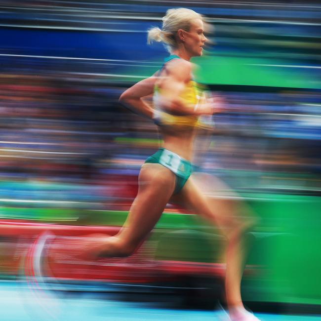 Australia's Eloise Wellings in the Women's 10000m Final on day 1 of the Athletics at the Rio 2016 Olympic Games. Picture: Phil Hillyard
