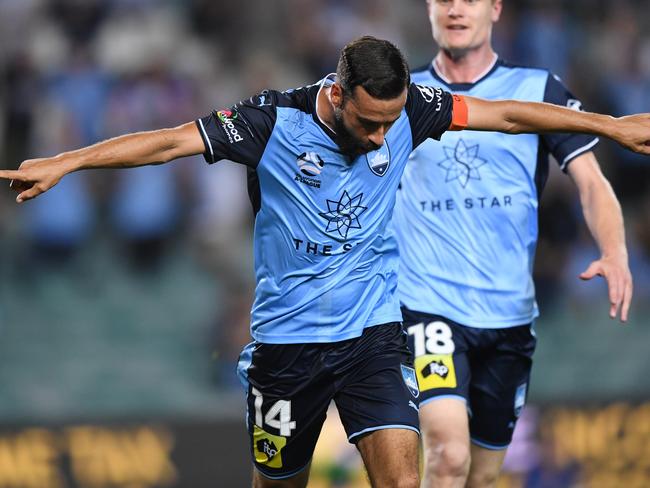 Not even fitness issues rule out Alex Brosque. Pic: AAP