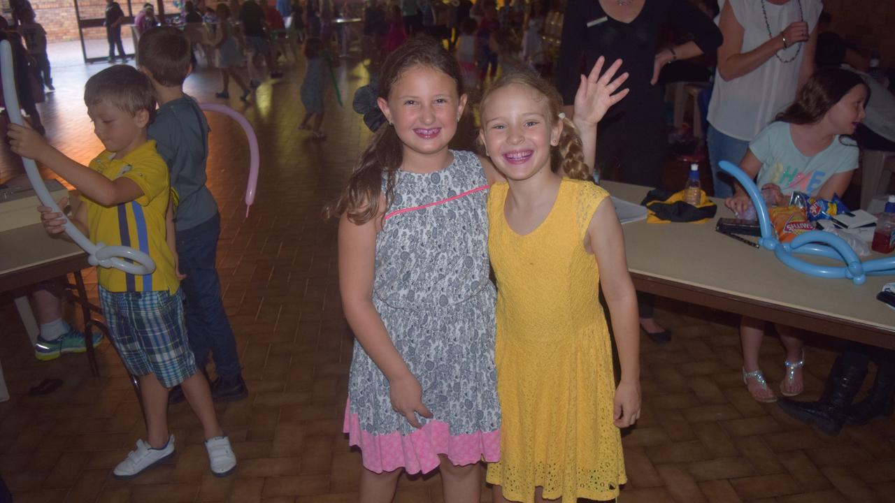 Jess Parakas and Molly Koek enjoying the Blue Light Disco. Photo: Alex Nolan / Stanthorpe Border Post