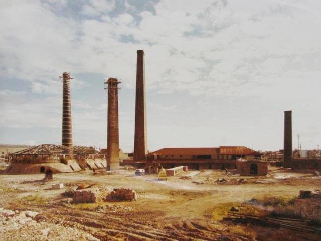 Historical pictures of the Bedford Brickworks in St Peters.