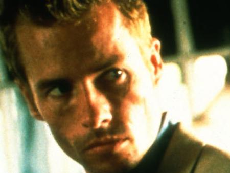 Actor Guy Pearce in scene from film "Memento". /Films/Titles/Memento