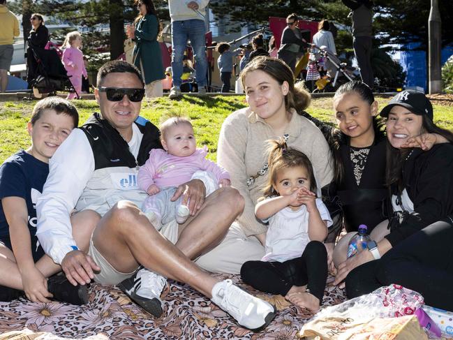 Trey Mcrae, 9, Jesse Mcrae, Kiana Mcrae, 4 months, Ailani Mcrae, 2, Sophia Mcrae, 21, Mila Mcrae, 7, Megan Mcrae at CronullaFest at Cronulla on the 09/09/2023. Picture: Daily Telegraph/ Monique Harmer