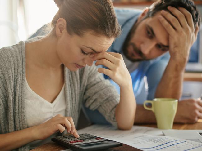 Photo of a couple going through  financials problems