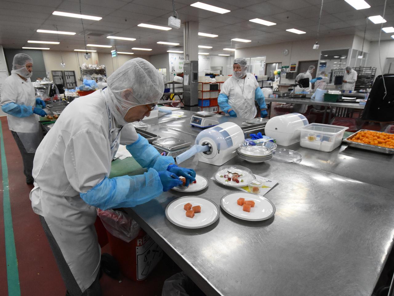 Behind The Scenes Of How Your Airline Food Is Made Escape Com Au