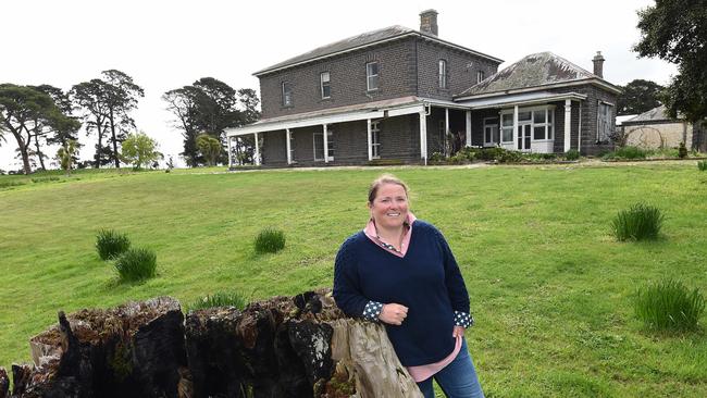 Former owner Georgie Thomson with the Ingleby Homestead. Picture: File