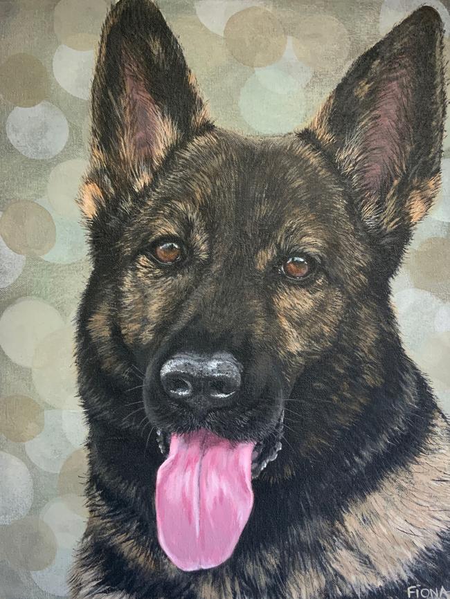 Sunshine Coast artist Fiona Groom has created a portrait of fallen police dog Rambo, killed in the line of duty in Maryborough earlier this year.