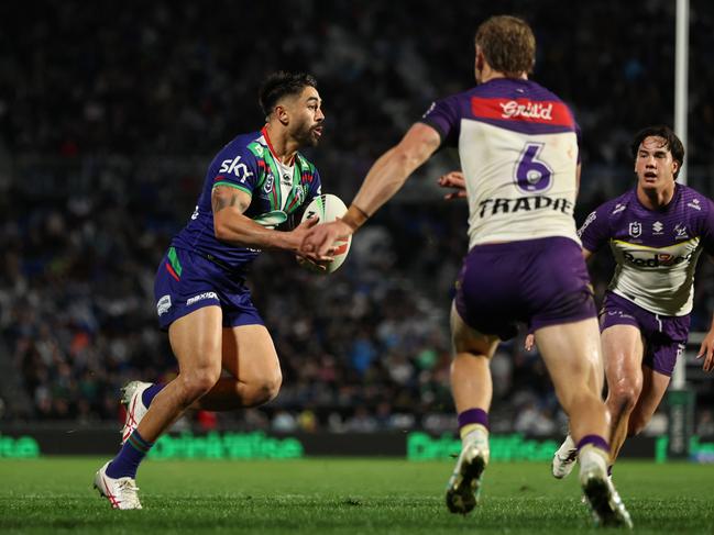 Shaun Johnson had an unhappy return for the Warriors. Photo: Hannah Peters/Getty Images
