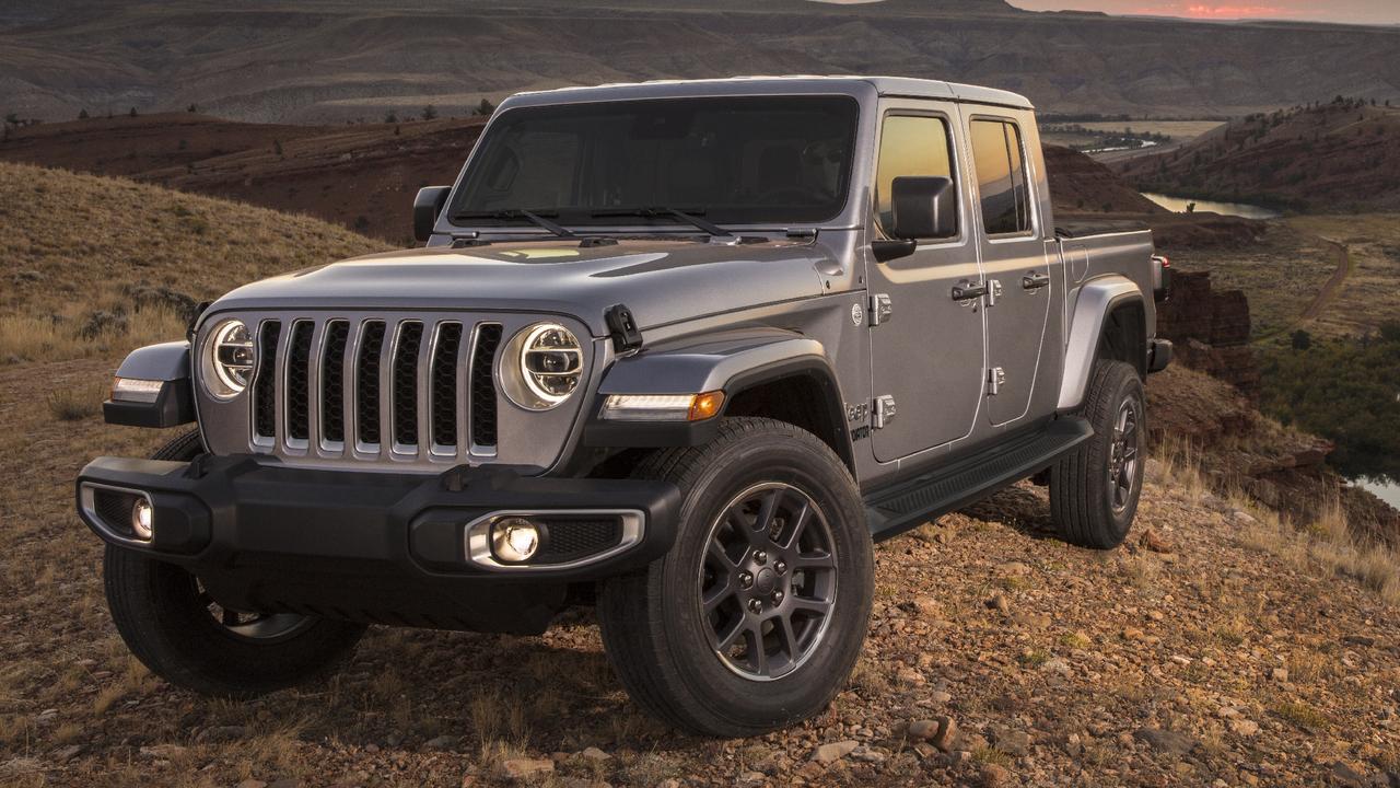 New Jeep Gladiator prepares to take on the Toyota HiLux | Herald Sun