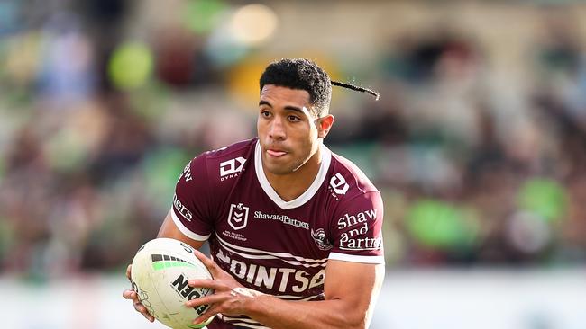 Manly star Tolutau Koula has knocked back a Rugby Union poaching raid to ink a long-term deal with the Sea Eagles. Picture: NRL Photos.