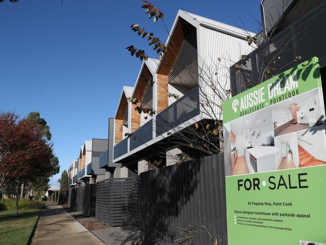 MELBOURNE, AUSTRALIA - NewsWire Photos, MAY 16, 2022. General editorial generic coverage of homes and apartments for sale in Melbourne as the national housing crisis continues to dominate the 2022 federal election.: NCA NewsWire / David Crosling