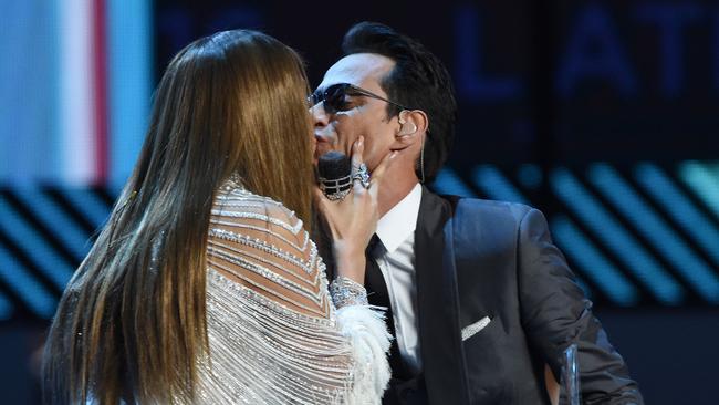 The former couple share a smooch at the Latin Grammy Awards in 2016. Picture: AFP