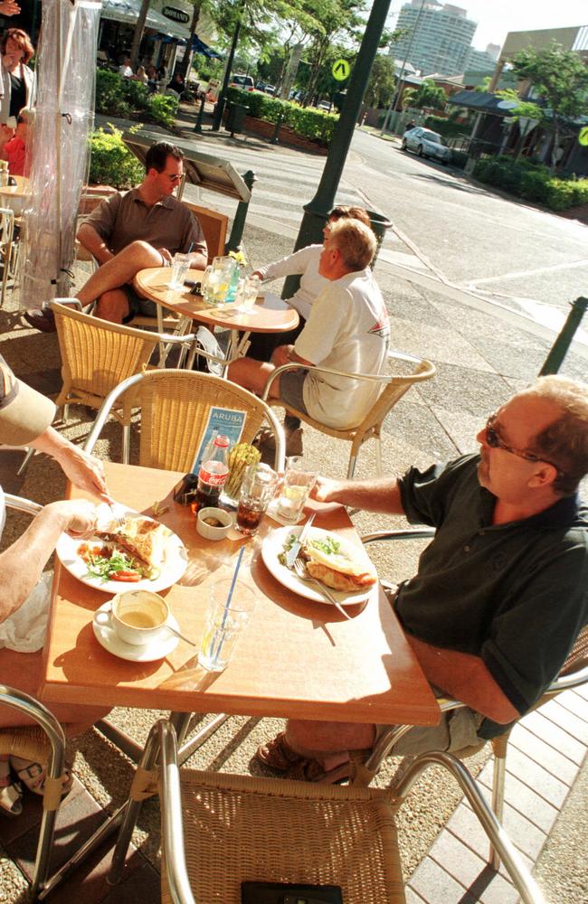 Lunch out was a popular activity in Tedder Ave, especially if it meant being seen.