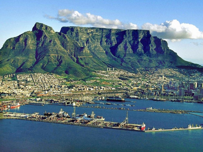 Cape Town's beautiful port and Table Mountain