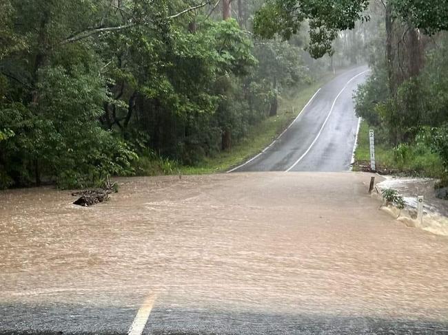 Angela Van Hood Jackson shares photos of flooding on Old Coach Rd in Reedy Creek. Photo: Facebook/ Angela Van Hood Jackson