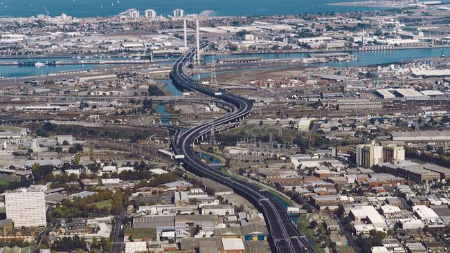 Melbourne drivers simply pay for their roads with a series of tolls.