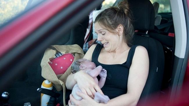 Breanna Gravener gave birth in her car near Bendigo. MUST CREDIT Thebirthstory.com.au Birth OF MATILDA